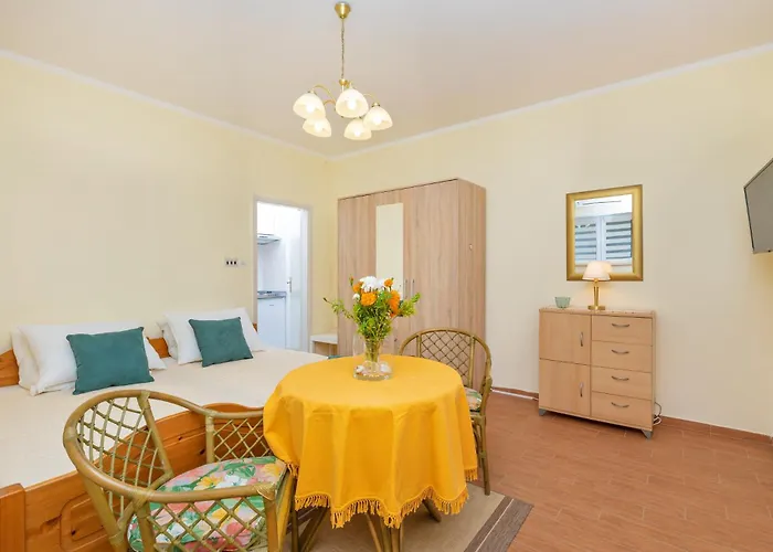 Appartement Family Close To The Mlini