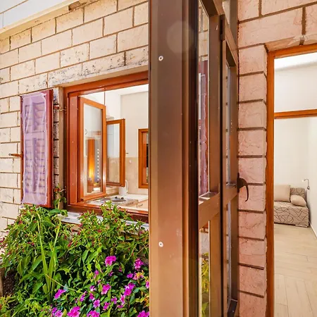 Family Close To The Апартаменты Млини