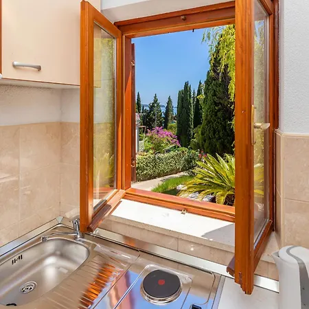 Family Close To The Mlini