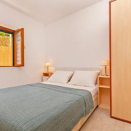 Family Close To The Mlini