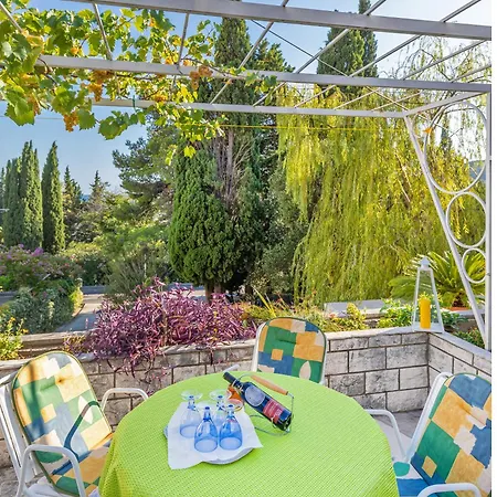 Family Close To The Апартаменты