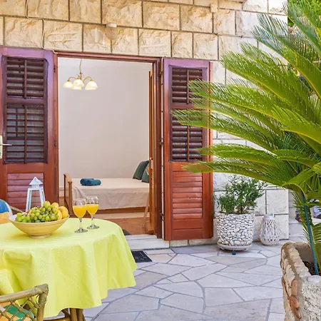 Апартаменты Family Close To The